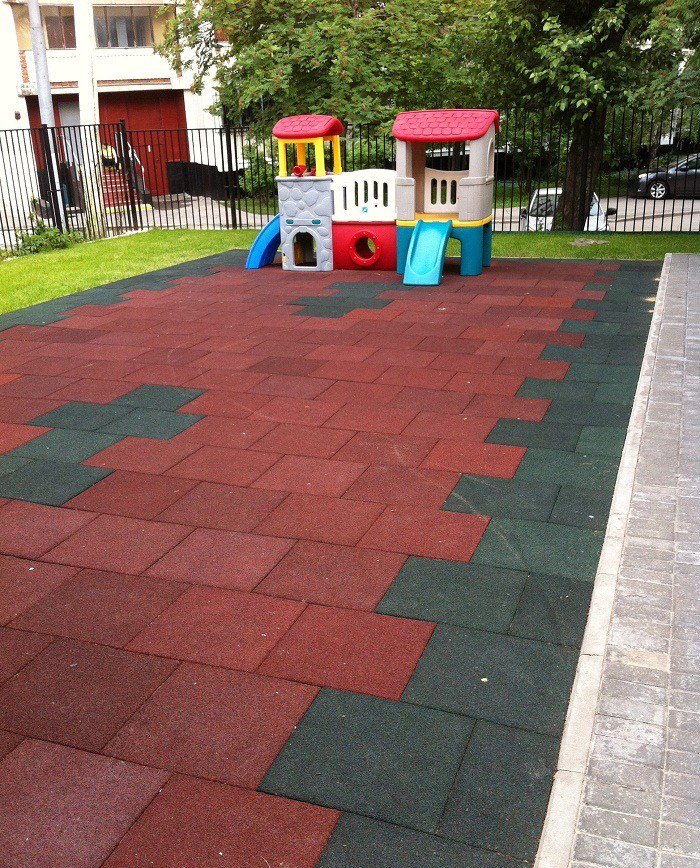 Тротуарная плитка из резины.jpg